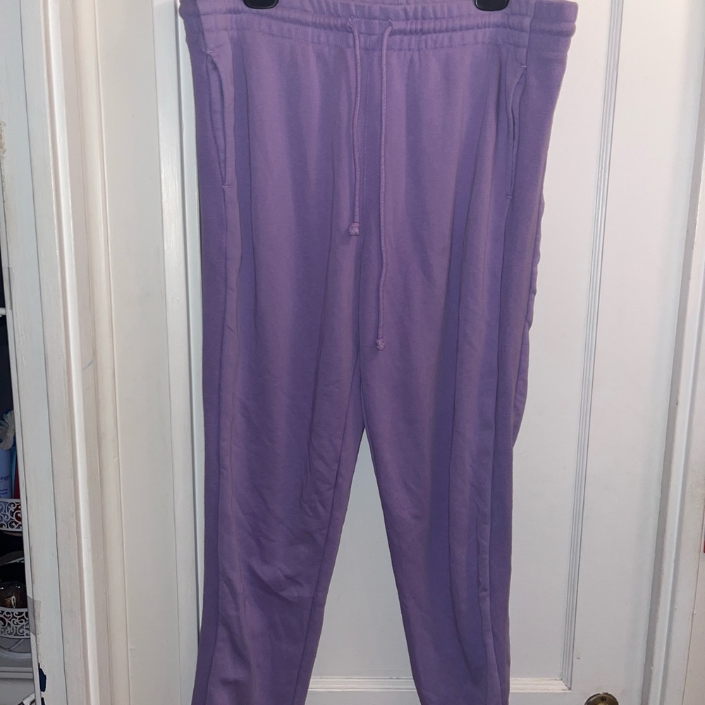 Aritzia Tna Airy Boyfriend Lavender Purple Jogger Sweatpants